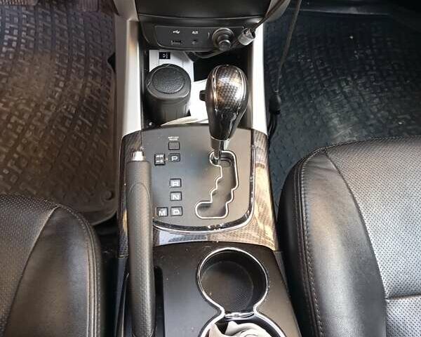 Коричневый Cанг Йонг Корандо, объемом двигателя 2 л и пробегом 190 тыс. км за 9000 $, фото 14 на Automoto.ua