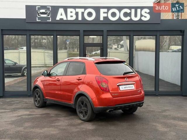 Красный Cанг Йонг Корандо, объемом двигателя 2 л и пробегом 281 тыс. км за 9490 $, фото 7 на Automoto.ua