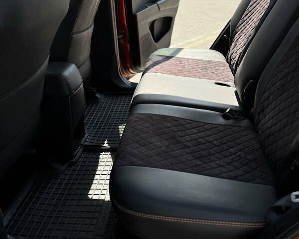 Красный Cанг Йонг Корандо, объемом двигателя 2 л и пробегом 278 тыс. км за 7500 $, фото 24 на Automoto.ua