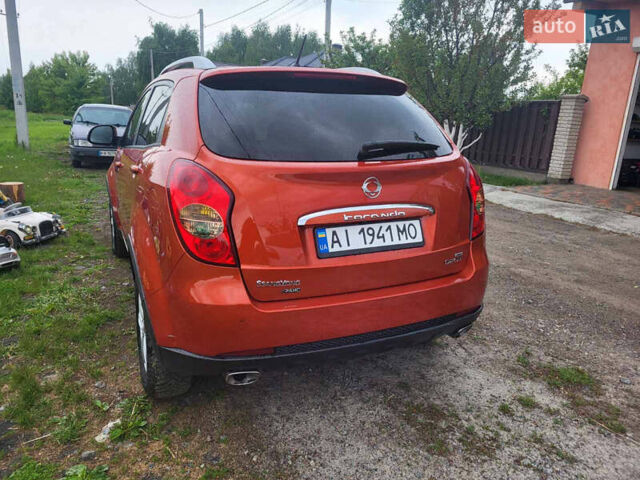 Червоний Cанг Йонг Korando, об'ємом двигуна 2 л та пробігом 107 тис. км за 9300 $, фото 1 на Automoto.ua