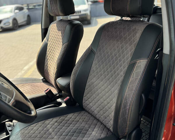 Красный Cанг Йонг Корандо, объемом двигателя 2 л и пробегом 278 тыс. км за 7500 $, фото 16 на Automoto.ua