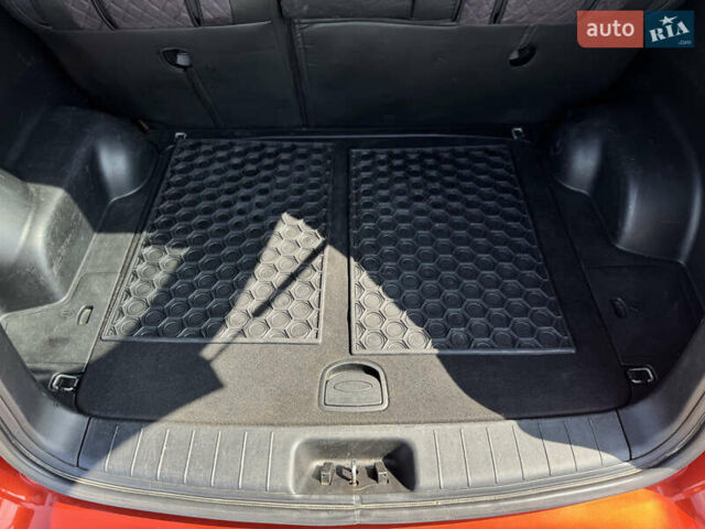 Красный Cанг Йонг Корандо, объемом двигателя 2 л и пробегом 278 тыс. км за 7500 $, фото 29 на Automoto.ua