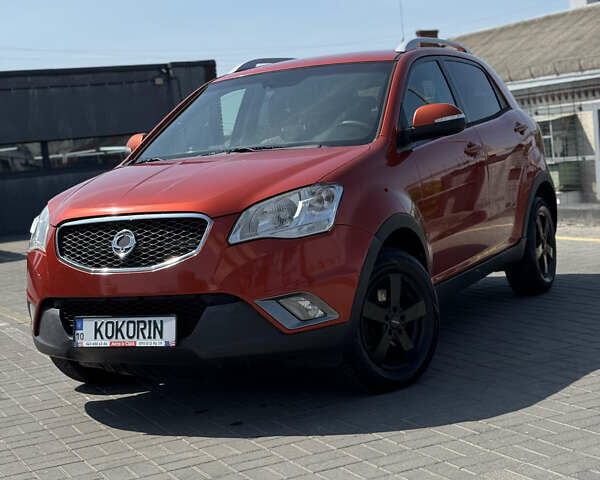 Красный Cанг Йонг Корандо, объемом двигателя 2 л и пробегом 278 тыс. км за 7500 $, фото 4 на Automoto.ua