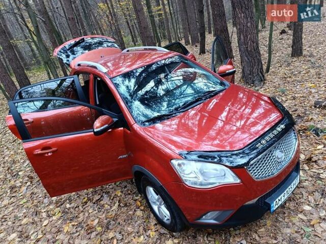 Cанг Йонг Korando 2012 у Житомирі на Automoto.ua Червоний Cанг Йонг Korando, об'ємом двигуна 2 л та пробігом 227 тис. км за 8000 $, фото 16 на Automoto.ua