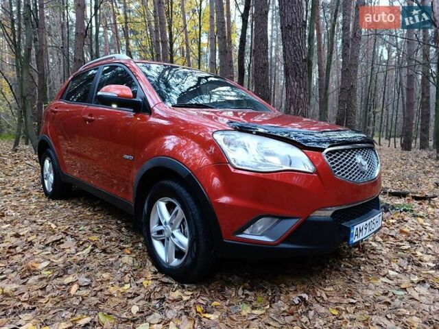 Cанг Йонг Korando 2012 у Житомирі на Automoto.ua Червоний Cанг Йонг Korando, об'ємом двигуна 2 л та пробігом 227 тис. км за 8000 $, фото 60 на Automoto.ua