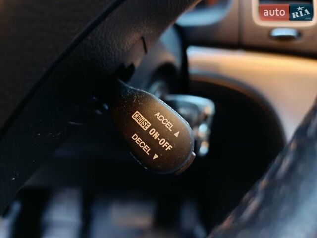 Cанг Йонг Korando 2012 у Житомирі на Automoto.ua Червоний Cанг Йонг Korando, об'ємом двигуна 2 л та пробігом 227 тис. км за 8000 $, фото 1 на Automoto.ua