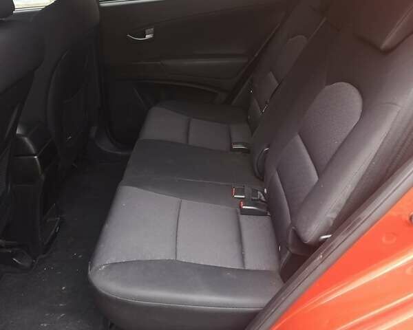 Красный Cанг Йонг Корандо, объемом двигателя 2 л и пробегом 70 тыс. км за 8200 $, фото 7 на Automoto.ua