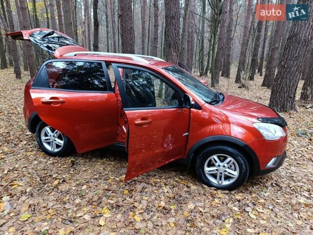 Cанг Йонг Korando 2012 у Житомирі на Automoto.ua Червоний Cанг Йонг Korando, об'ємом двигуна 2 л та пробігом 227 тис. км за 8000 $, фото 30 на Automoto.ua