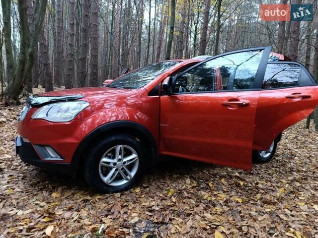 Cанг Йонг Korando 2012 у Житомирі на Automoto.ua Червоний Cанг Йонг Korando, об'ємом двигуна 2 л та пробігом 227 тис. км за 8000 $, фото 28 на Automoto.ua