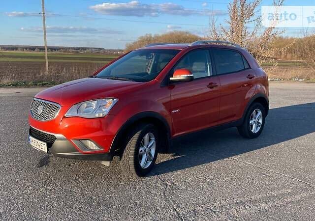 Червоний Cанг Йонг Korando, об'ємом двигуна 2 л та пробігом 207 тис. км за 9500 $, фото 2 на Automoto.ua