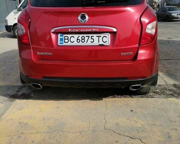 Червоний Cанг Йонг Korando, об'ємом двигуна 2 л та пробігом 100 тис. км за 10000 $, фото 3 на Automoto.ua