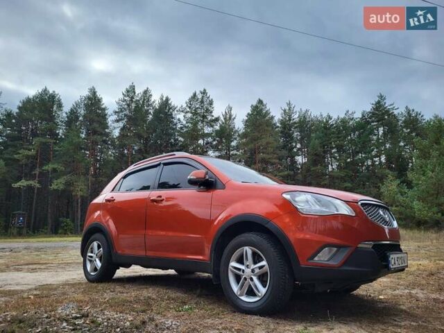 Червоний Cанг Йонг Korando, об'ємом двигуна 2 л та пробігом 190 тис. км за 8500 $, фото 9 на Automoto.ua