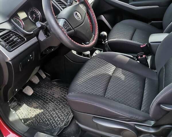 Червоний Cанг Йонг Korando, об'ємом двигуна 2 л та пробігом 100 тис. км за 10000 $, фото 7 на Automoto.ua