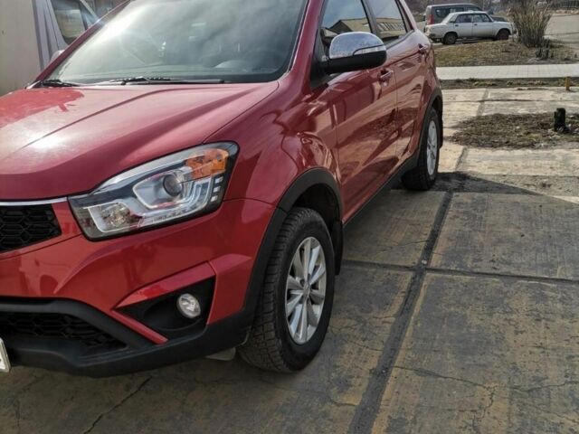 Червоний Cанг Йонг Korando, об'ємом двигуна 2 л та пробігом 100 тис. км за 10000 $, фото 1 на Automoto.ua