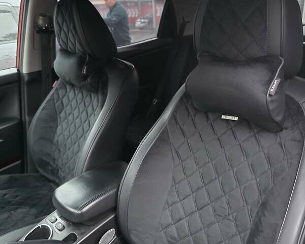 Красный Cанг Йонг Корандо, объемом двигателя 2 л и пробегом 110 тыс. км за 9700 $, фото 3 на Automoto.ua