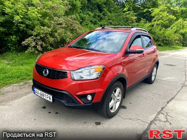 Червоний Cанг Йонг Korando, об'ємом двигуна 2 л та пробігом 137 тис. км за 9500 $, фото 1 на Automoto.ua