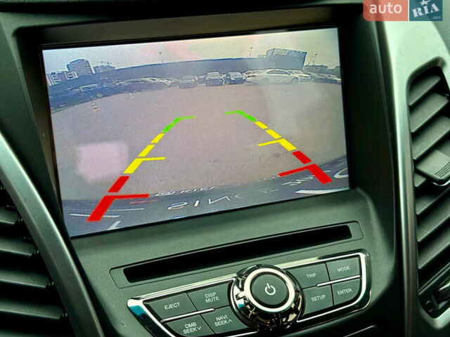 Красный Cанг Йонг Корандо, объемом двигателя 2 л и пробегом 215 тыс. км за 11800 $, фото 25 на Automoto.ua