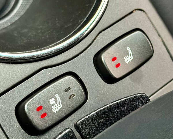 Красный Cанг Йонг Корандо, объемом двигателя 2 л и пробегом 215 тыс. км за 11800 $, фото 26 на Automoto.ua