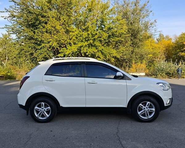 Cанг Йонг Korando, об'ємом двигуна 2 л та пробігом 93 тис. км за 10200 $, фото 13 на Automoto.ua
