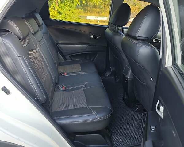 Cанг Йонг Korando, об'ємом двигуна 2 л та пробігом 93 тис. км за 10200 $, фото 12 на Automoto.ua