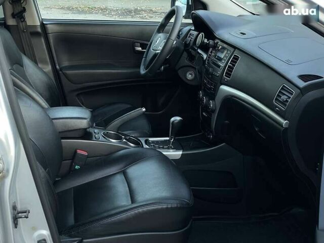 Cанг Йонг Korando, об'ємом двигуна 2 л та пробігом 235 тис. км за 7990 $, фото 18 на Automoto.ua