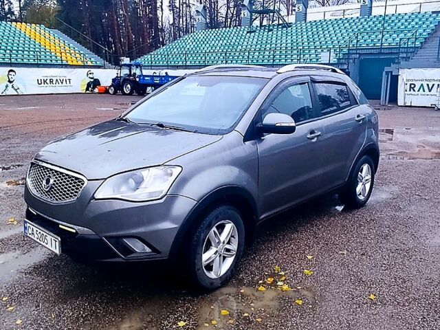 Cанг Йонг Korando, об'ємом двигуна 2 л та пробігом 175 тис. км за 8400 $, фото 3 на Automoto.ua