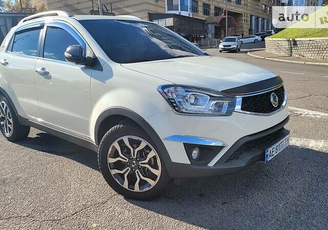 Cанг Йонг Korando, об'ємом двигуна 2.2 л та пробігом 90 тис. км за 12300 $, фото 10 на Automoto.ua