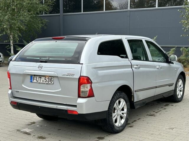 Сірий Cанг Йонг Korando, об'ємом двигуна 2 л та пробігом 82 тис. км за 4850 $, фото 4 на Automoto.ua