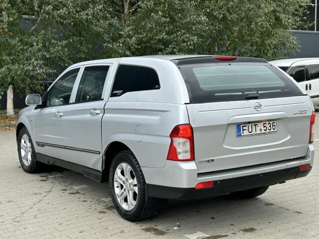 Сірий Cанг Йонг Korando, об'ємом двигуна 2 л та пробігом 82 тис. км за 4850 $, фото 2 на Automoto.ua