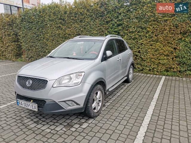 Сірий Cанг Йонг Korando, об'ємом двигуна 2 л та пробігом 153 тис. км за 8500 $, фото 7 на Automoto.ua