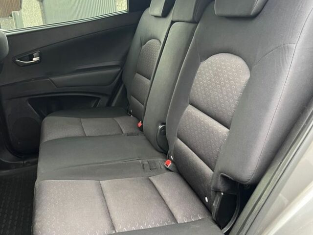 Серый Cанг Йонг Корандо, объемом двигателя 2 л и пробегом 167 тыс. км за 8700 $, фото 4 на Automoto.ua