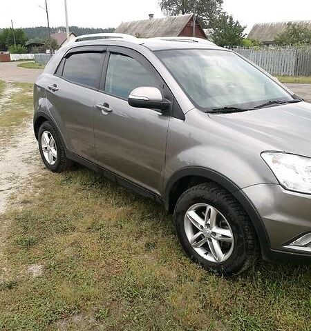 Сірий Cанг Йонг Korando, об'ємом двигуна 2 л та пробігом 120 тис. км за 8800 $, фото 4 на Automoto.ua