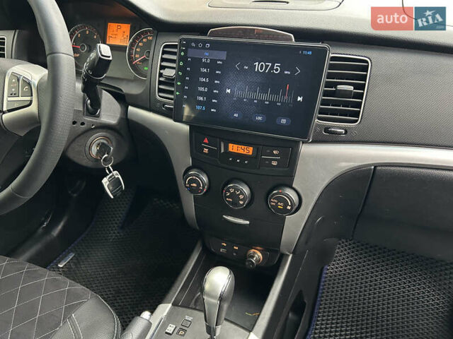 Сірий Cанг Йонг Korando, об'ємом двигуна 2 л та пробігом 171 тис. км за 9999 $, фото 27 на Automoto.ua