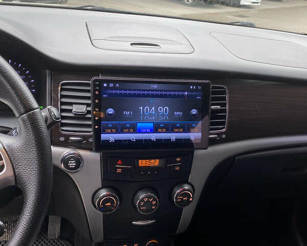 Cанг Йонг Korando 2011 у Житомирі на Automoto.ua Сірий Cанг Йонг Korando, об'ємом двигуна 2 л та пробігом 219 тис. км за 7700 $, фото 10 на Automoto.ua