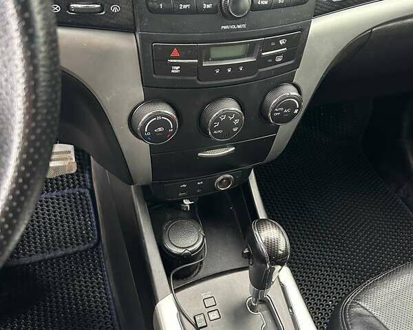 Сірий Cанг Йонг Korando, об'ємом двигуна 2 л та пробігом 247 тис. км за 8200 $, фото 6 на Automoto.ua