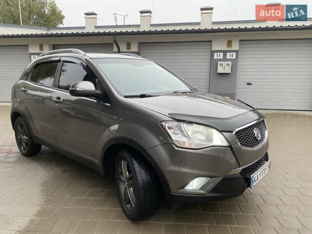 Cанг Йонг Korando 2011 у Житомирі на Automoto.ua Сірий Cанг Йонг Korando, об'ємом двигуна 2 л та пробігом 219 тис. км за 7700 $, фото 6 на Automoto.ua