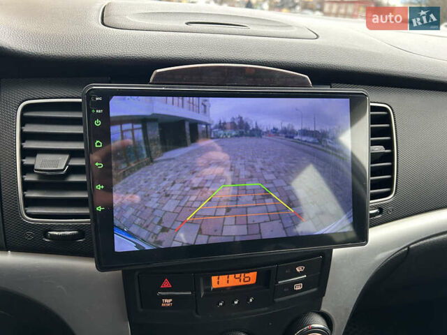 Сірий Cанг Йонг Korando, об'ємом двигуна 2 л та пробігом 171 тис. км за 9999 $, фото 29 на Automoto.ua