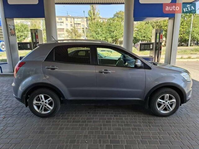 Сірий Cанг Йонг Korando, об'ємом двигуна 2 л та пробігом 180 тис. км за 9300 $, фото 5 на Automoto.ua