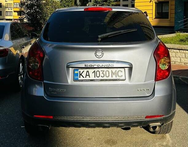 Сірий Cанг Йонг Korando, об'ємом двигуна 2 л та пробігом 270 тис. км за 7400 $, фото 2 на Automoto.ua