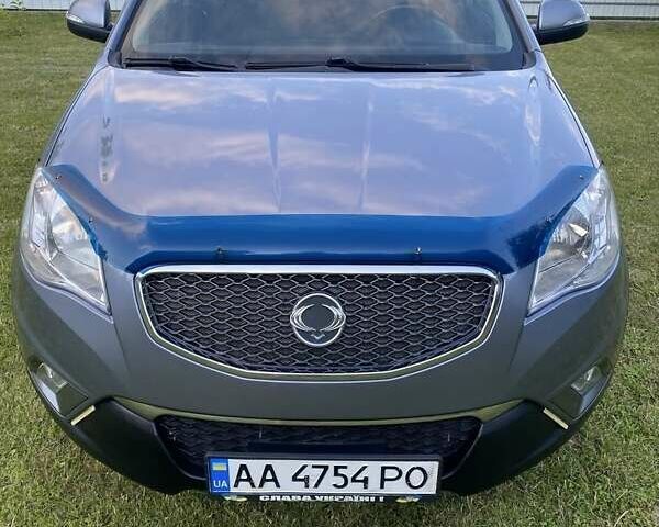 Сірий Cанг Йонг Korando, об'ємом двигуна 2 л та пробігом 177 тис. км за 8900 $, фото 1 на Automoto.ua