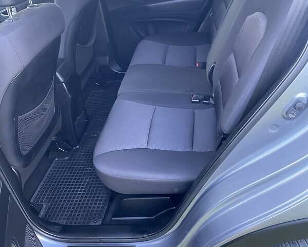 Сірий Cанг Йонг Korando, об'ємом двигуна 2 л та пробігом 177 тис. км за 8900 $, фото 20 на Automoto.ua