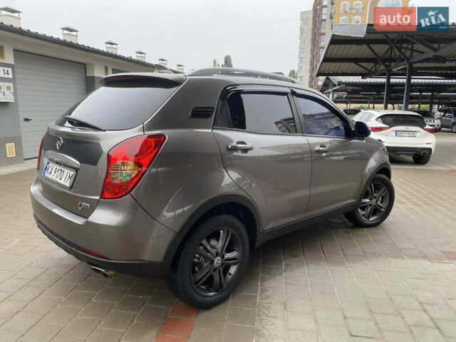 Cанг Йонг Korando 2011 у Житомирі на Automoto.ua Сірий Cанг Йонг Korando, об'ємом двигуна 2 л та пробігом 219 тис. км за 7700 $, фото 4 на Automoto.ua