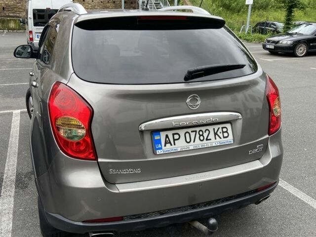 Сірий Cанг Йонг Korando, об'ємом двигуна 2 л та пробігом 142 тис. км за 7775 $, фото 2 на Automoto.ua