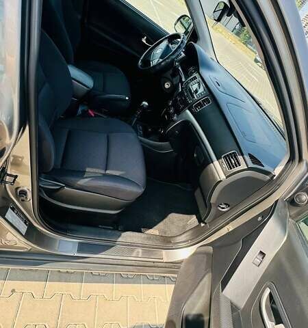 Серый Cанг Йонг Корандо, объемом двигателя 2 л и пробегом 208 тыс. км за 7500 $, фото 9 на Automoto.ua