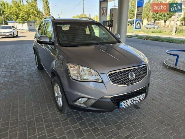 Сірий Cанг Йонг Korando, об'ємом двигуна 2 л та пробігом 180 тис. км за 9300 $, фото 3 на Automoto.ua