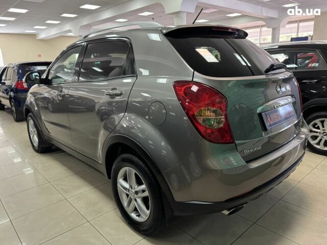 Сірий Cанг Йонг Korando, об'ємом двигуна 0 л та пробігом 132 тис. км за 8300 $, фото 2 на Automoto.ua