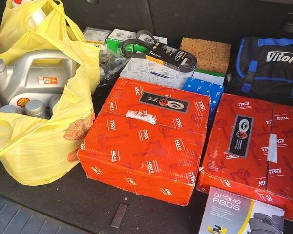 Сірий Cанг Йонг Korando, об'ємом двигуна 2 л та пробігом 165 тис. км за 10000 $, фото 20 на Automoto.ua