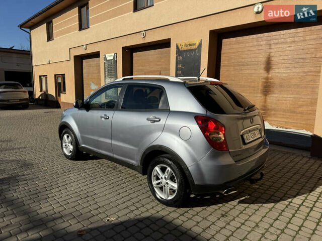 Серый Cанг Йонг Корандо, объемом двигателя 2 л и пробегом 163 тыс. км за 8000 $, фото 5 на Automoto.ua