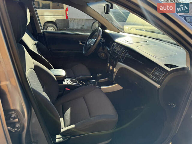 Серый Cанг Йонг Корандо, объемом двигателя 2 л и пробегом 163 тыс. км за 8000 $, фото 21 на Automoto.ua