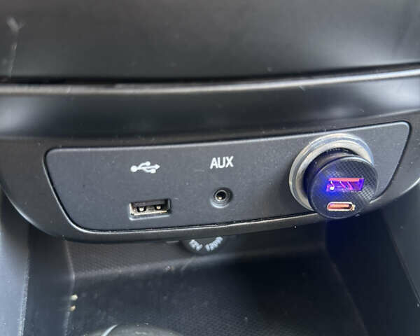 Серый Cанг Йонг Корандо, объемом двигателя 2 л и пробегом 134 тыс. км за 8999 $, фото 16 на Automoto.ua